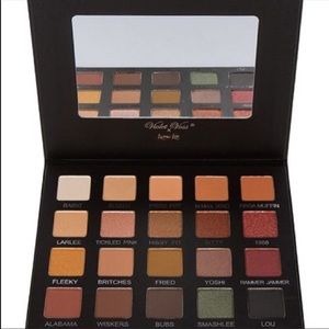 Violet Voss x Laura Lee Eyeshadow Palette